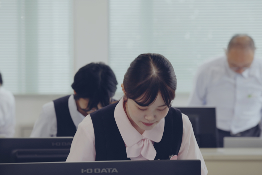 イメージ：100年続く企業へ